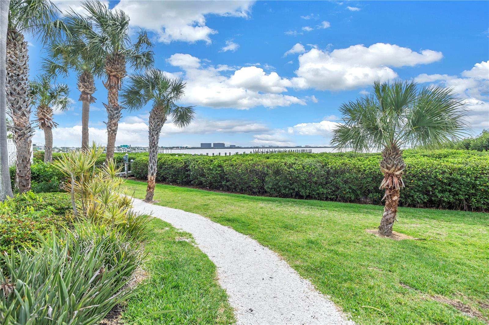 Image 40 of 60 For 4206 Bay Club Circle 4206