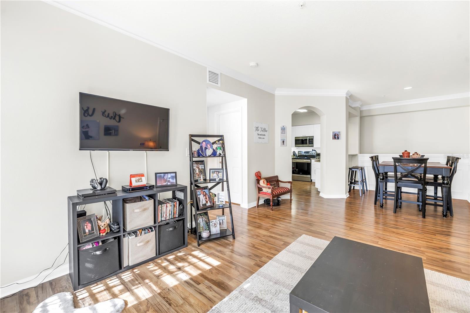 Image 7 of 60 For 4206 Bay Club Circle 4206