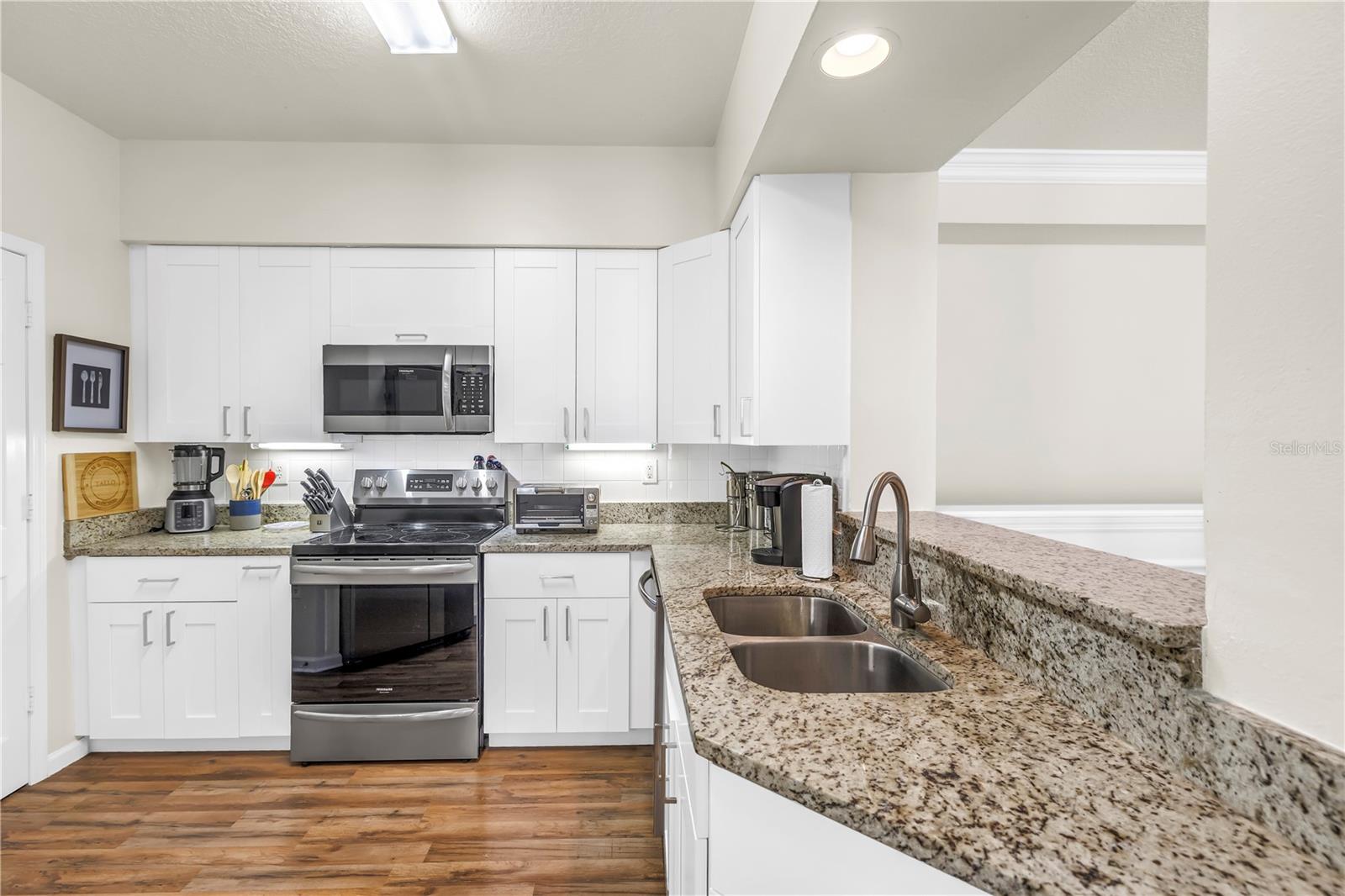 Image 9 of 60 For 4206 Bay Club Circle 4206