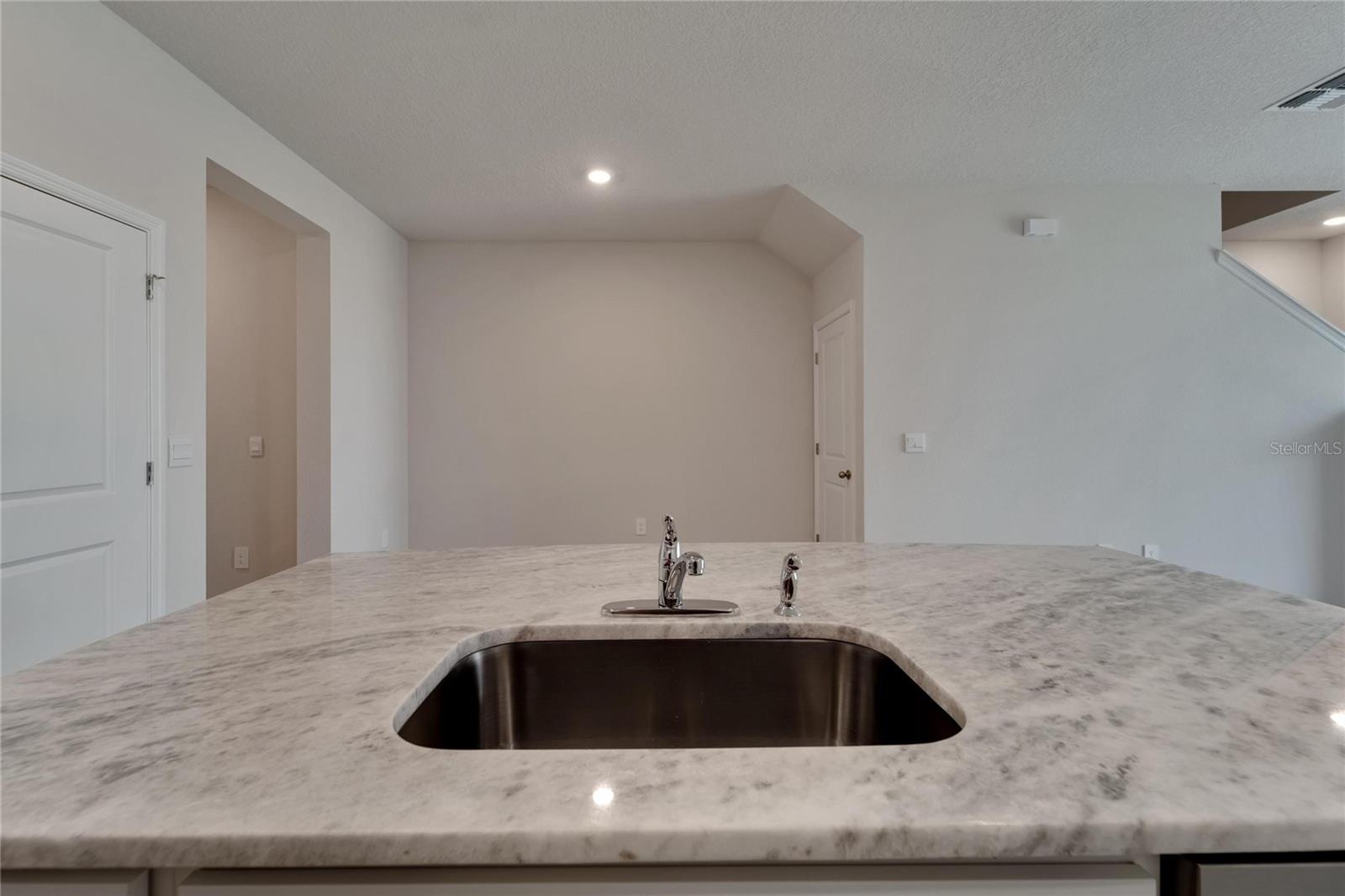 Image 10 of 50 For 17637 Crescent Moon Loop