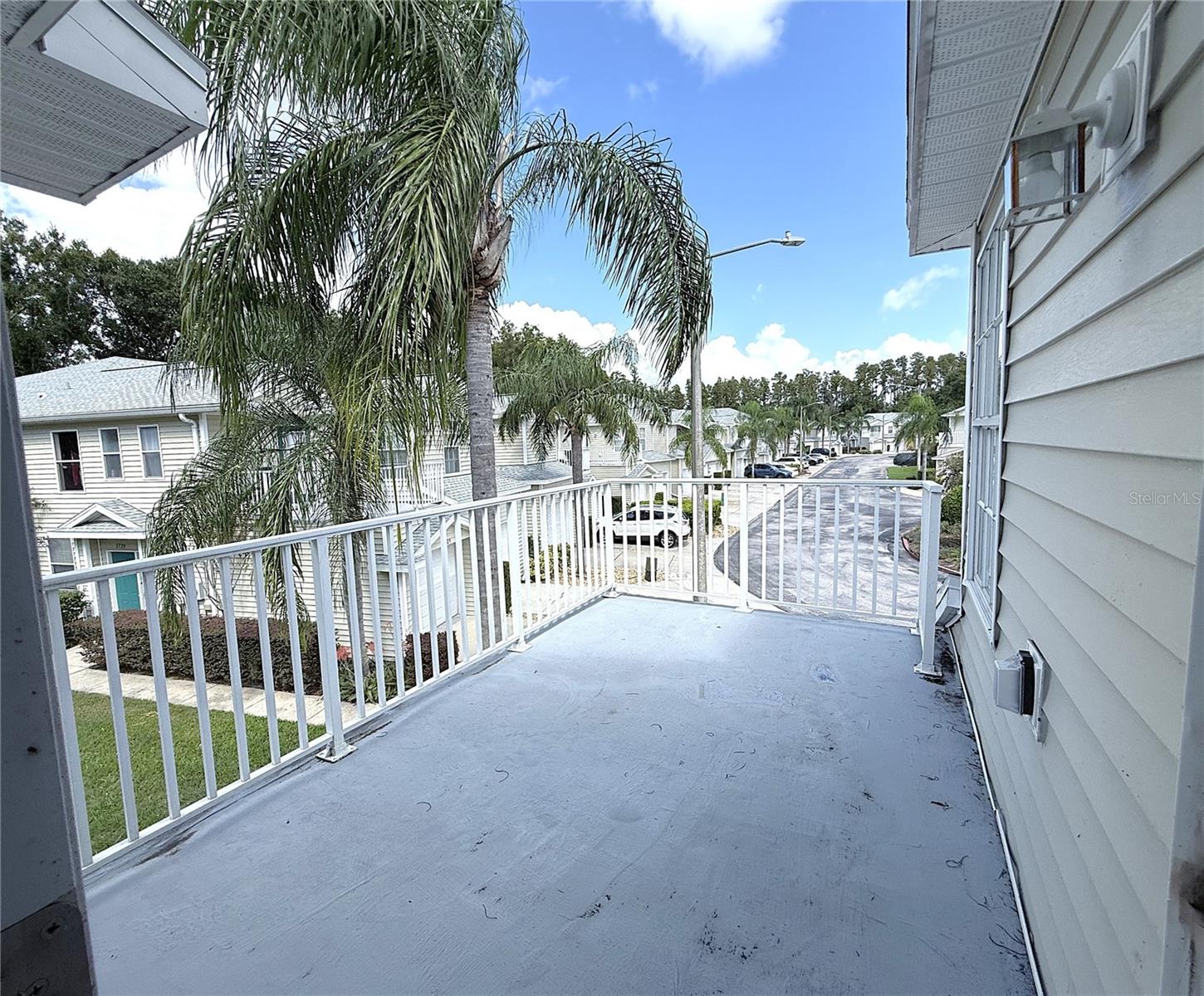 Image 17 of 28 For 1719 Hammocks Avenue