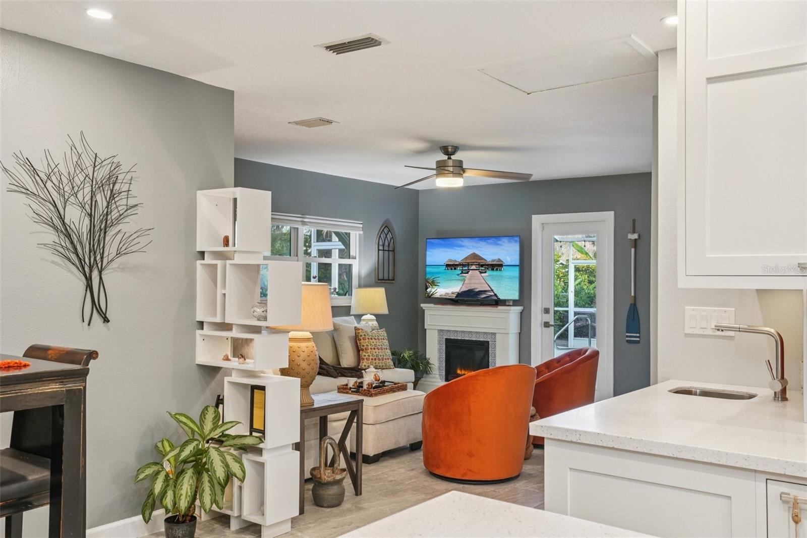 Image 11 of 50 For 5715 4th Avenue N