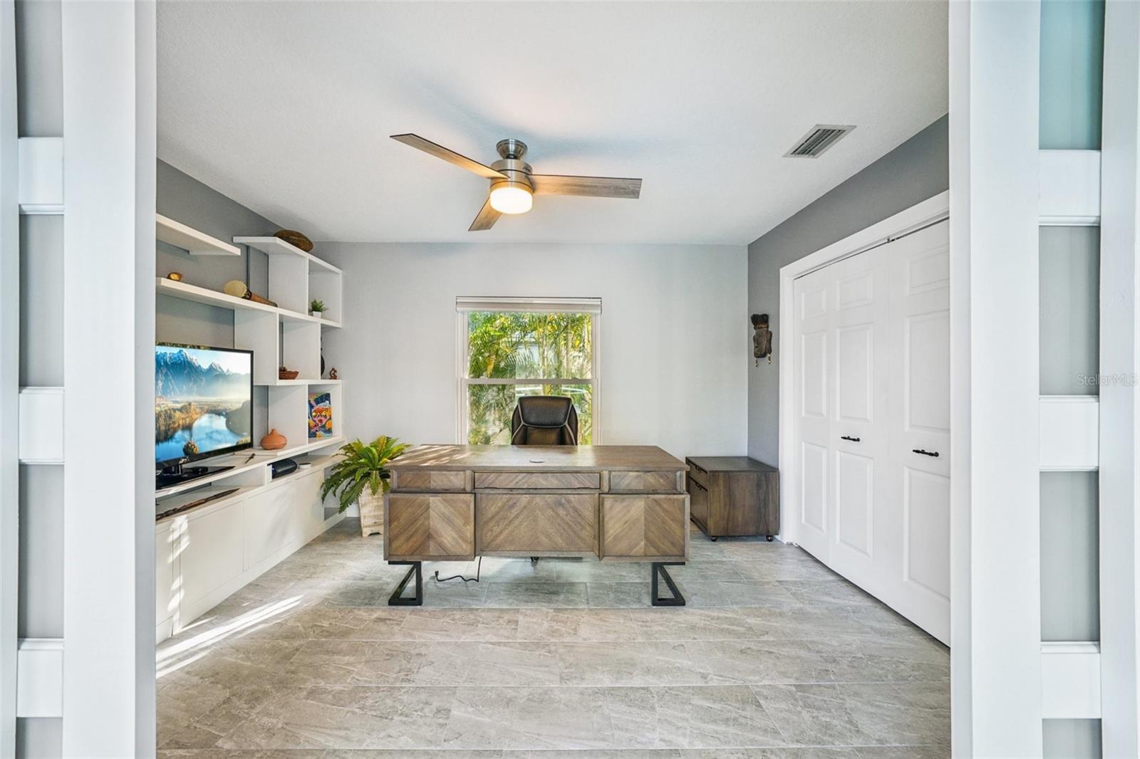 Image 19 of 50 For 5715 4th Avenue N