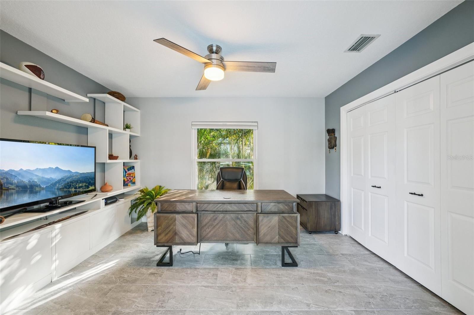 Image 21 of 50 For 5715 4th Avenue N