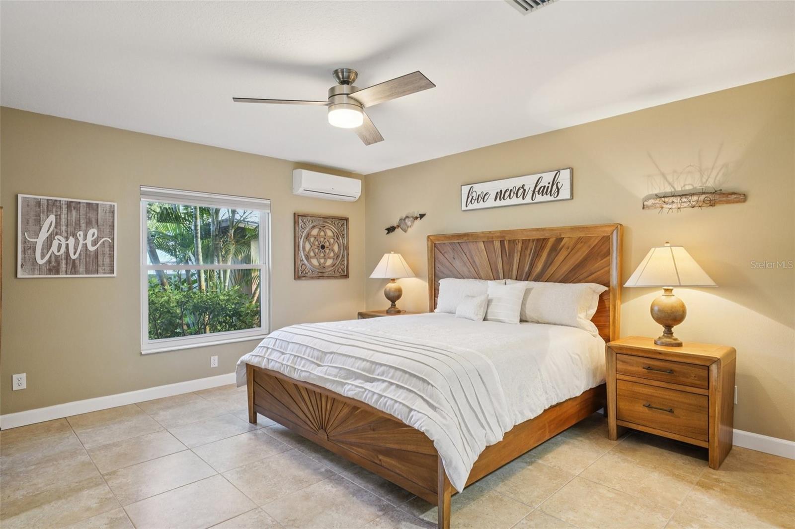 Image 22 of 50 For 5715 4th Avenue N