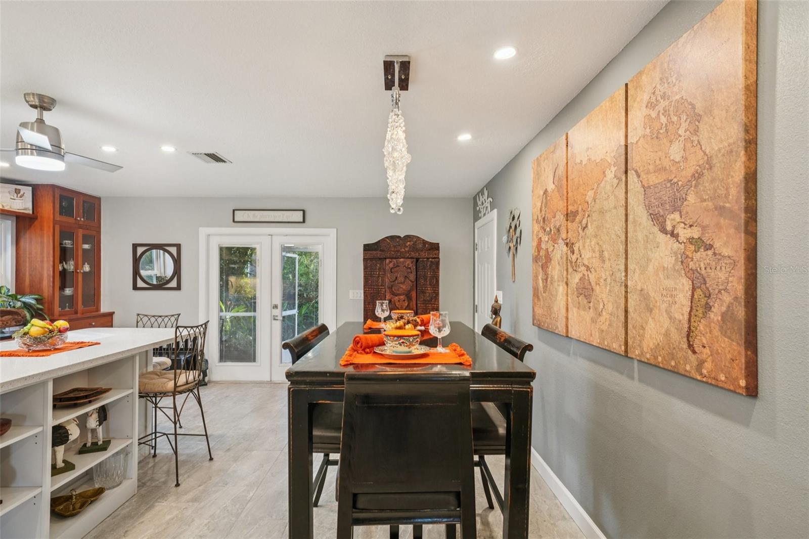 Image 4 of 50 For 5715 4th Avenue N