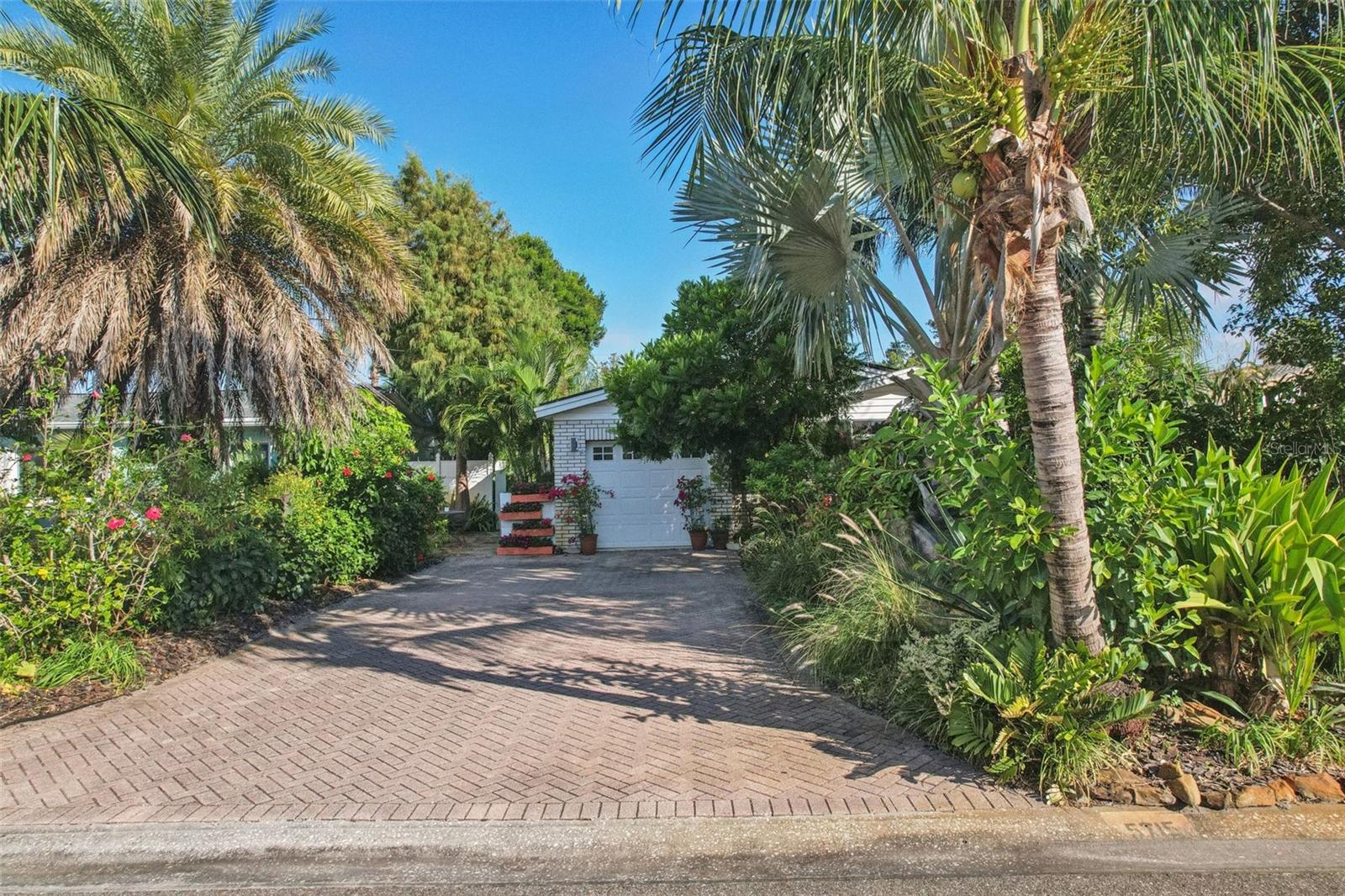 Image 45 of 50 For 5715 4th Avenue N