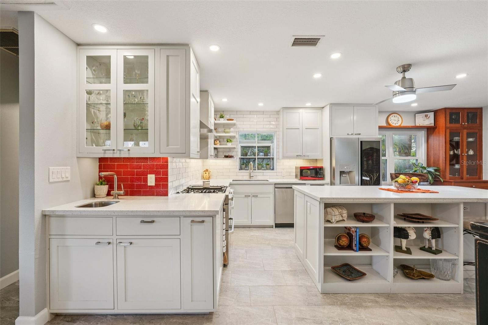 Image 7 of 50 For 5715 4th Avenue N