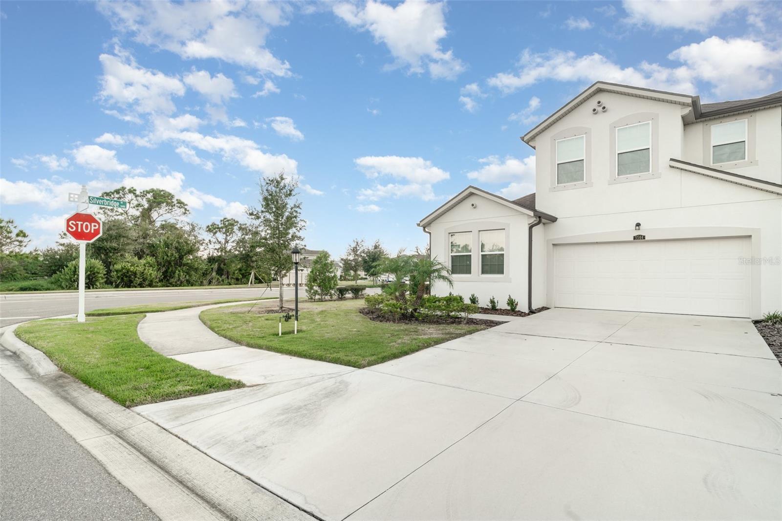 Image 4 of 43 For 5564 Coachwood Cove