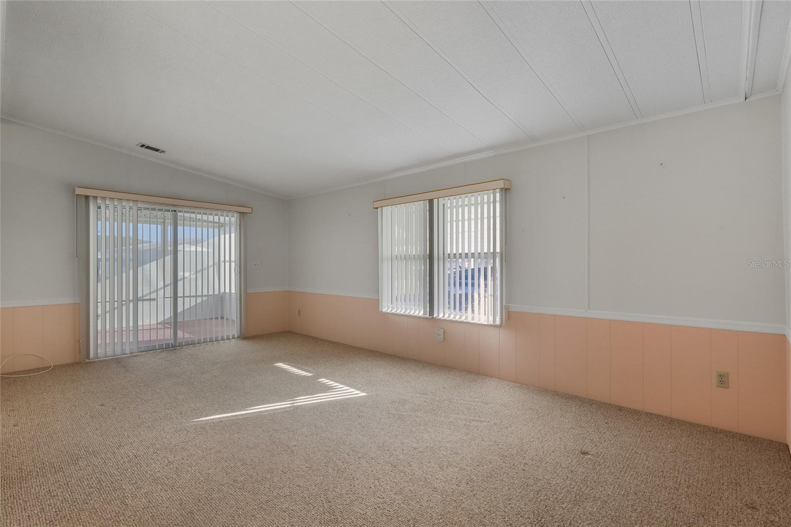 Image 9 of 29 For 35912 Verano Lane