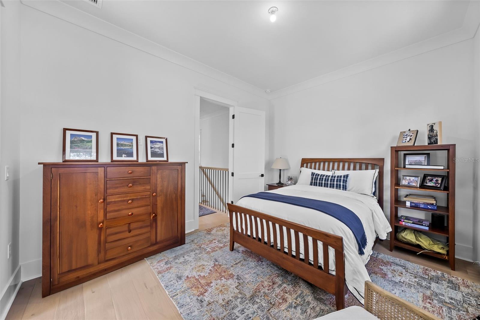 Image 16 of 26 For 321 12th Avenue Ne