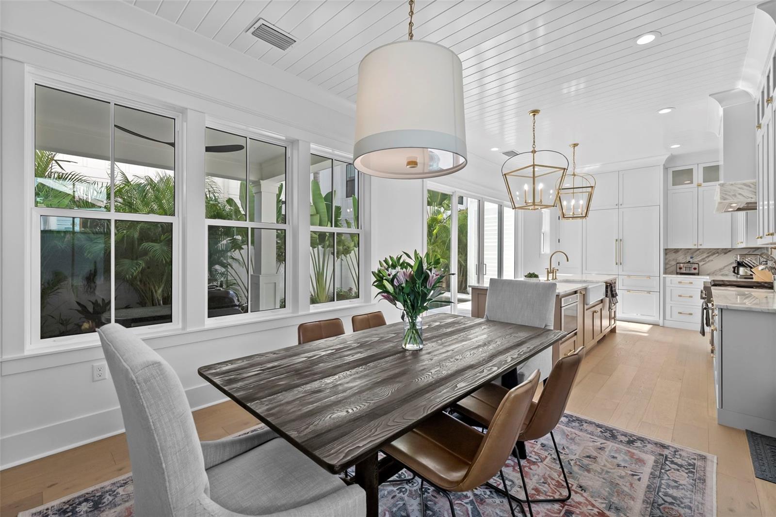 Image 7 of 26 For 321 12th Avenue Ne