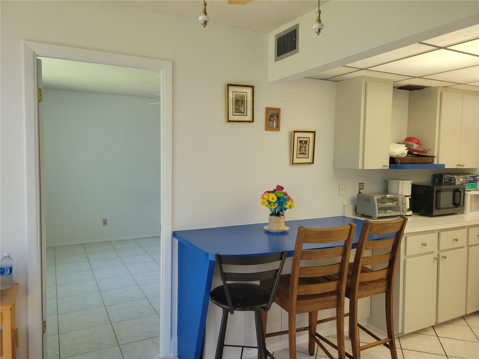 Image 16 of 40 For 4915 Bay Street Ne 122