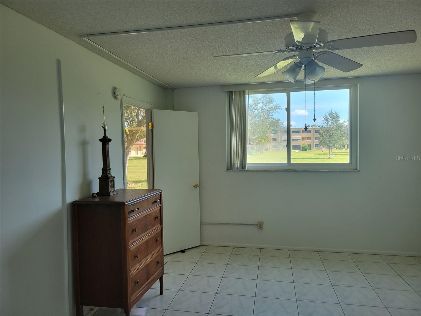 Image 18 of 40 For 4915 Bay Street Ne 122