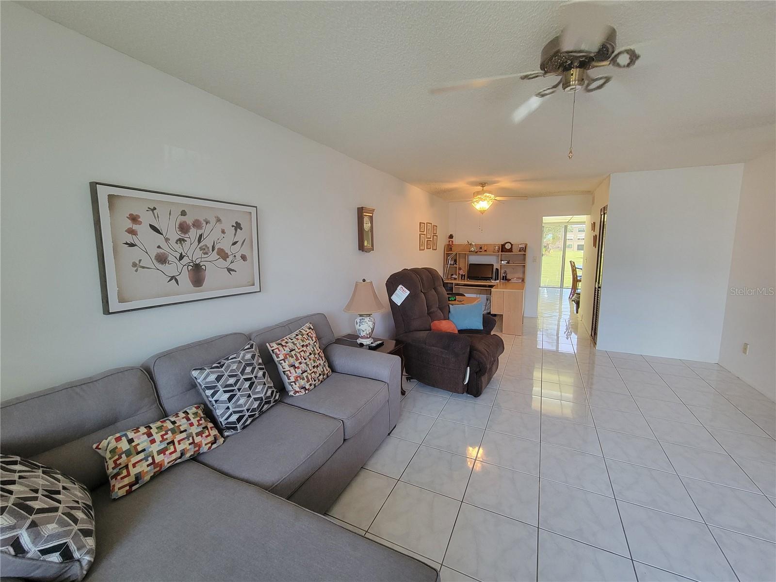 Image 5 of 40 For 4915 Bay Street Ne 122