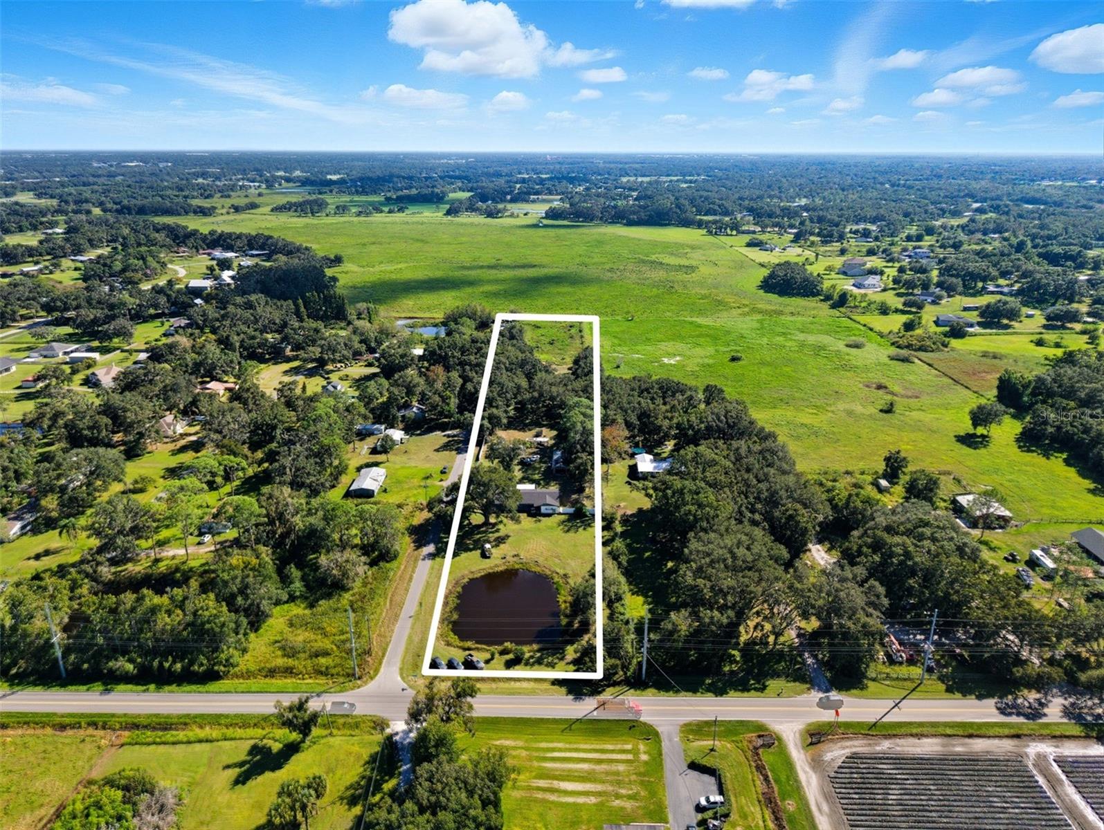 Image 2 of 38 For 4814 Knights Loop