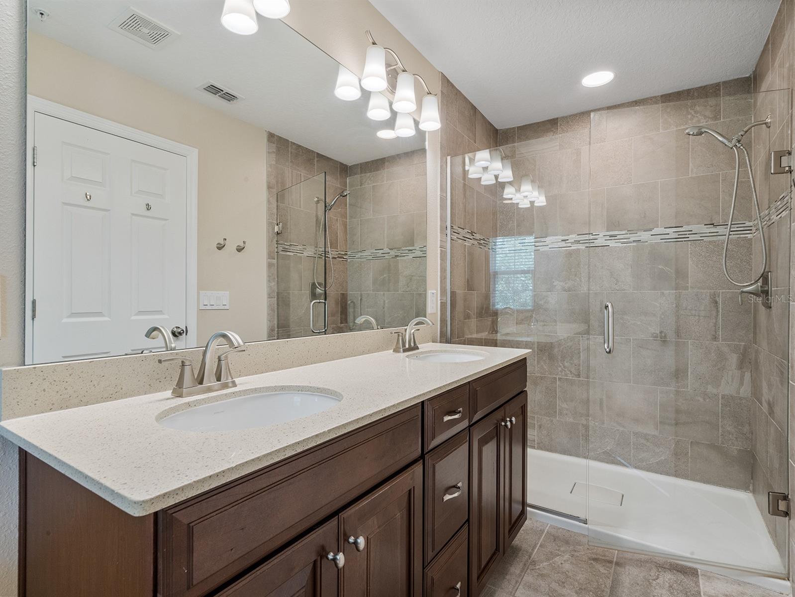 Image 16 of 50 For 465 Gee Hammock Lane