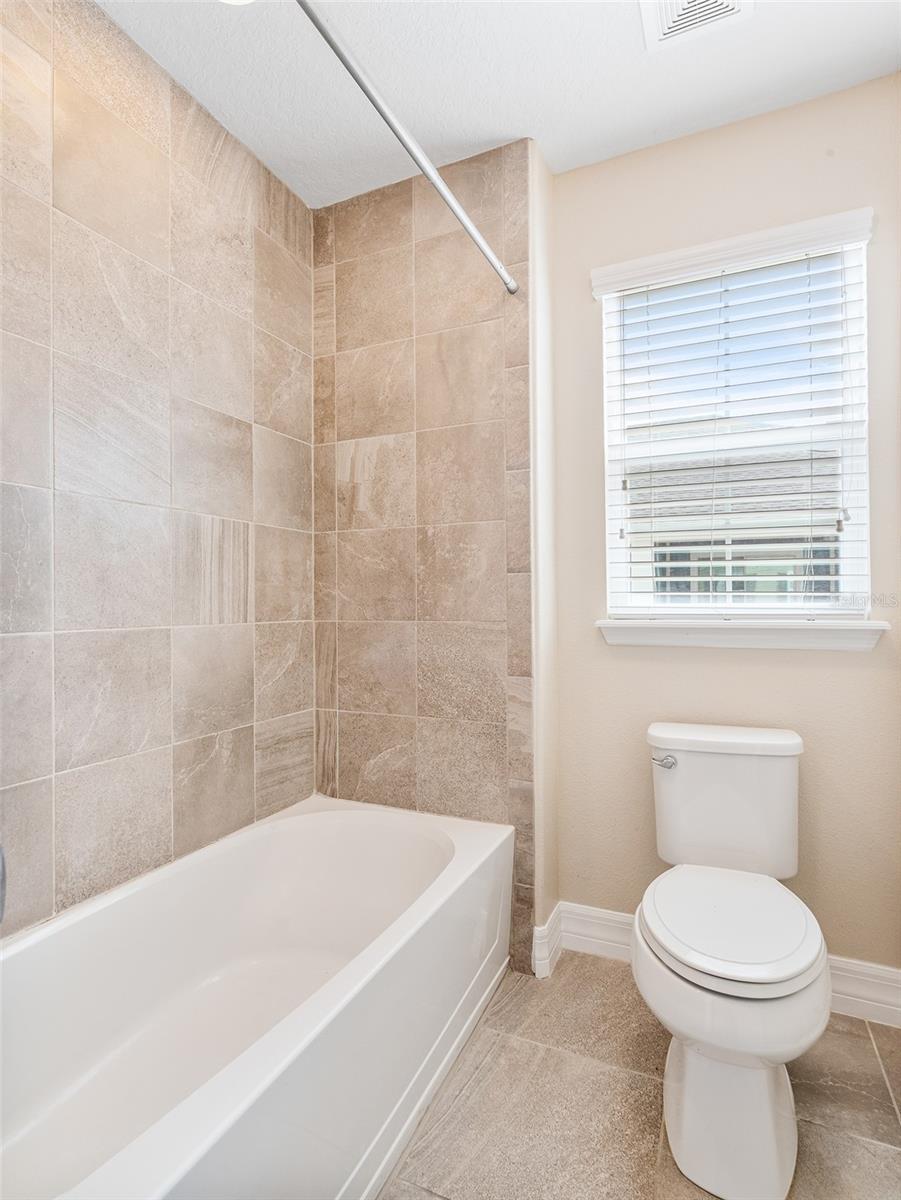 Image 25 of 50 For 465 Gee Hammock Lane