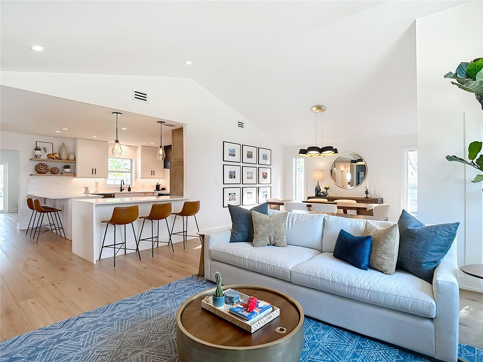 Image 11 of 37 For 4711 Estrella Street