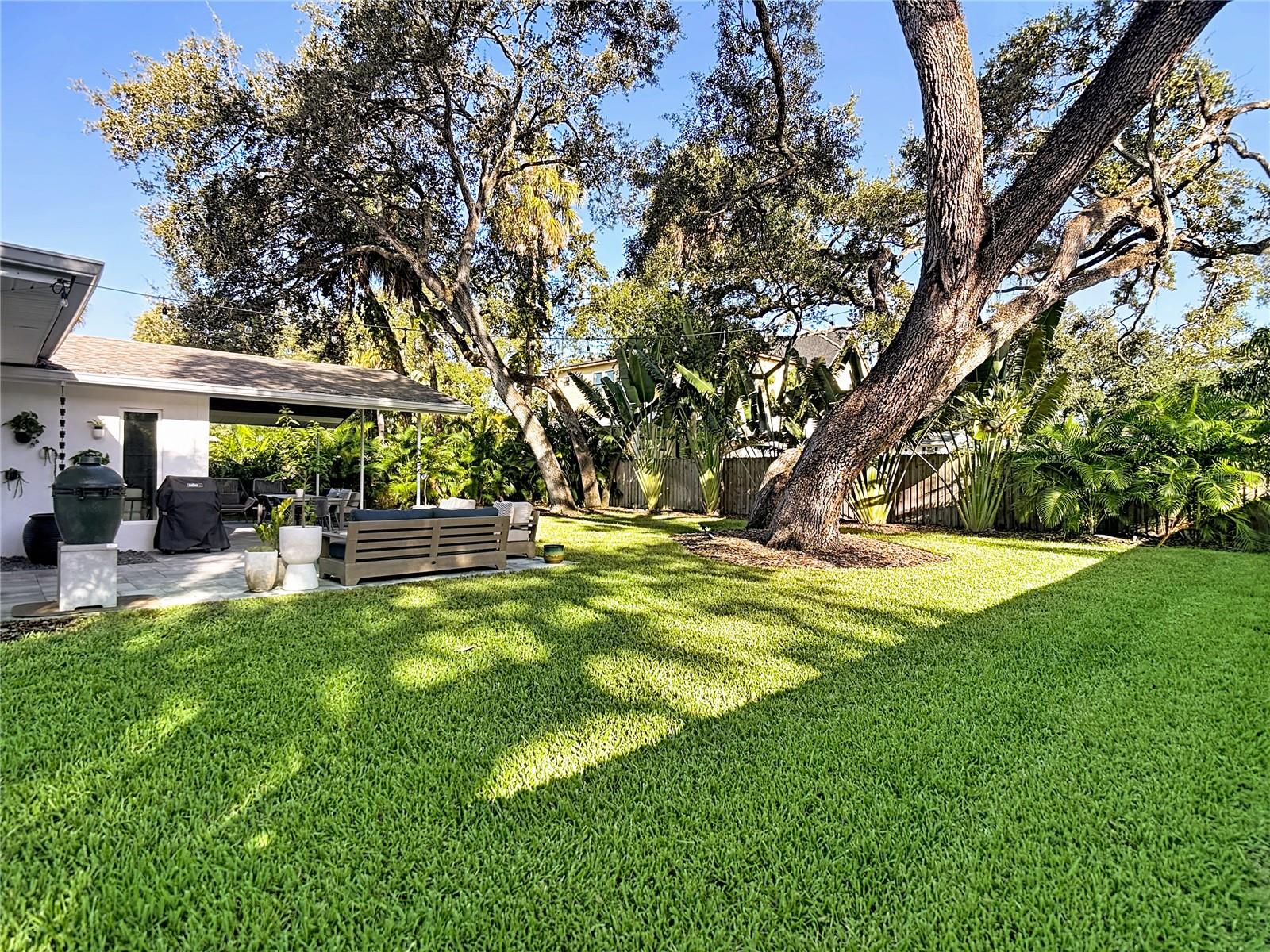 Image 29 of 37 For 4711 Estrella Street