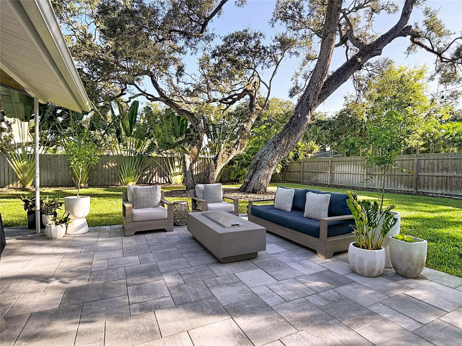 Image 31 of 37 For 4711 Estrella Street