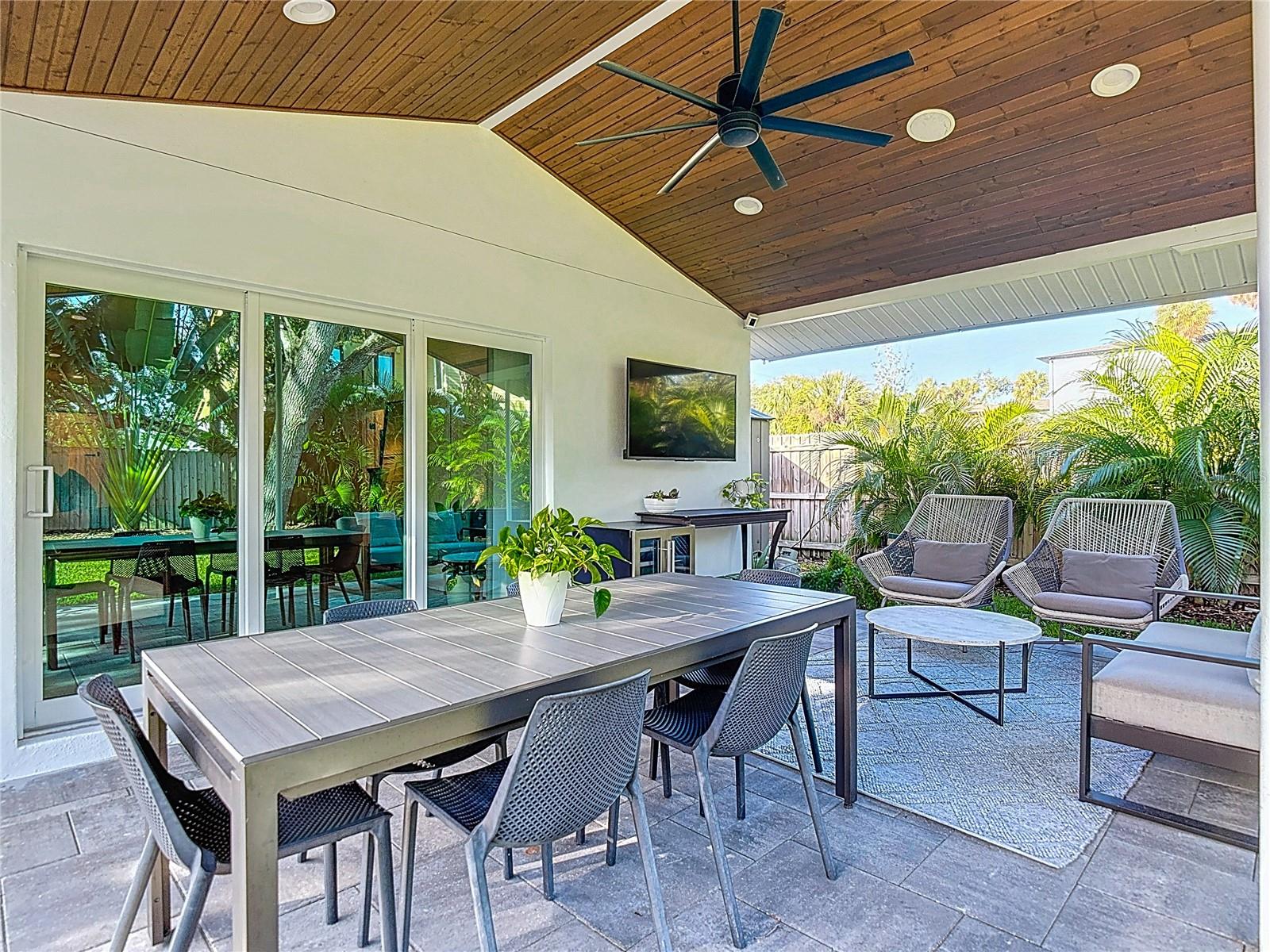 Image 33 of 37 For 4711 Estrella Street