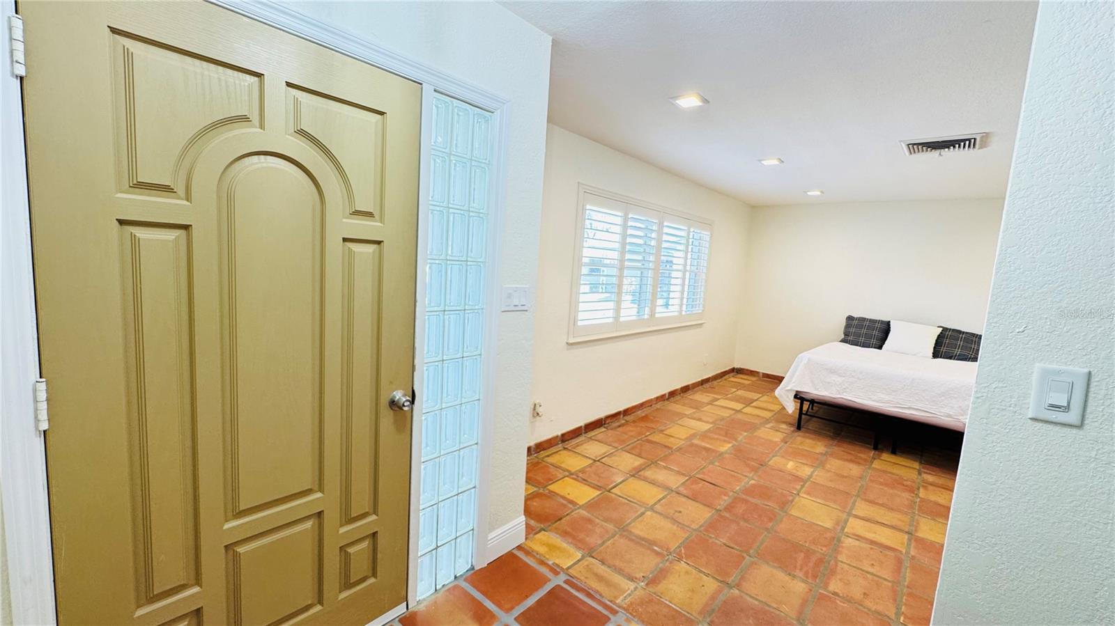 Image 14 of 39 For 10380 Tangelo Road