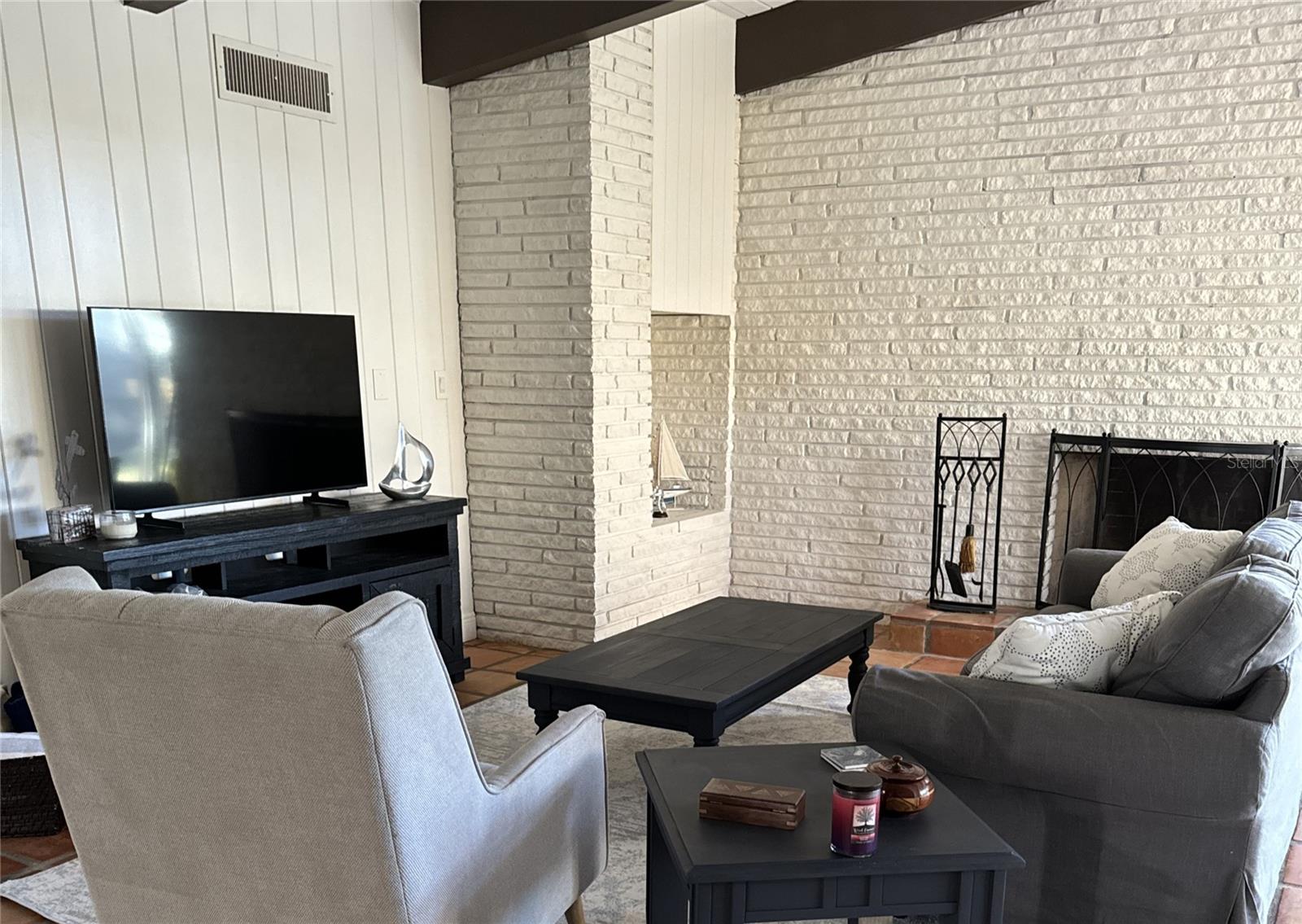 Image 8 of 39 For 10380 Tangelo Road