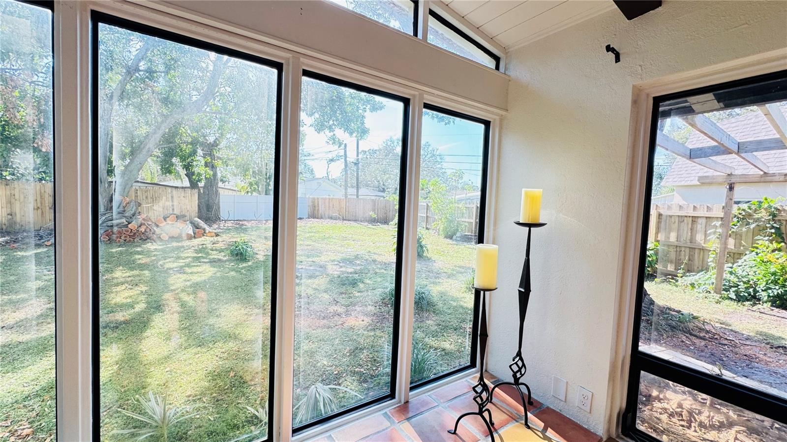 Image 9 of 39 For 10380 Tangelo Road