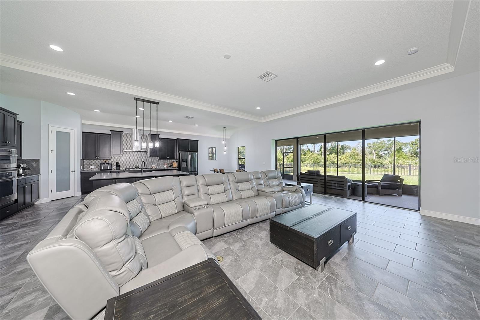 Image 4 of 80 For 6506 Maiden Sea Drive