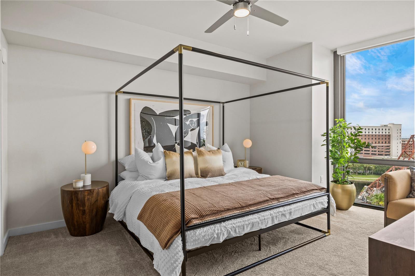 Image 10 of 100 For 300 W Tyler St  3009