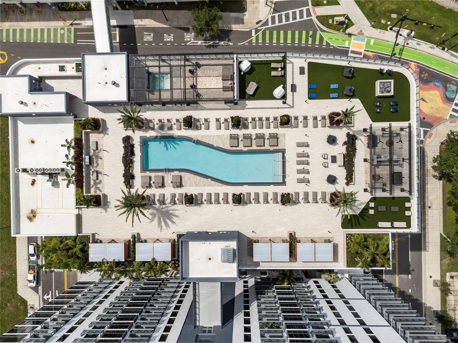 Image 39 of 100 For 300 W Tyler St  3009