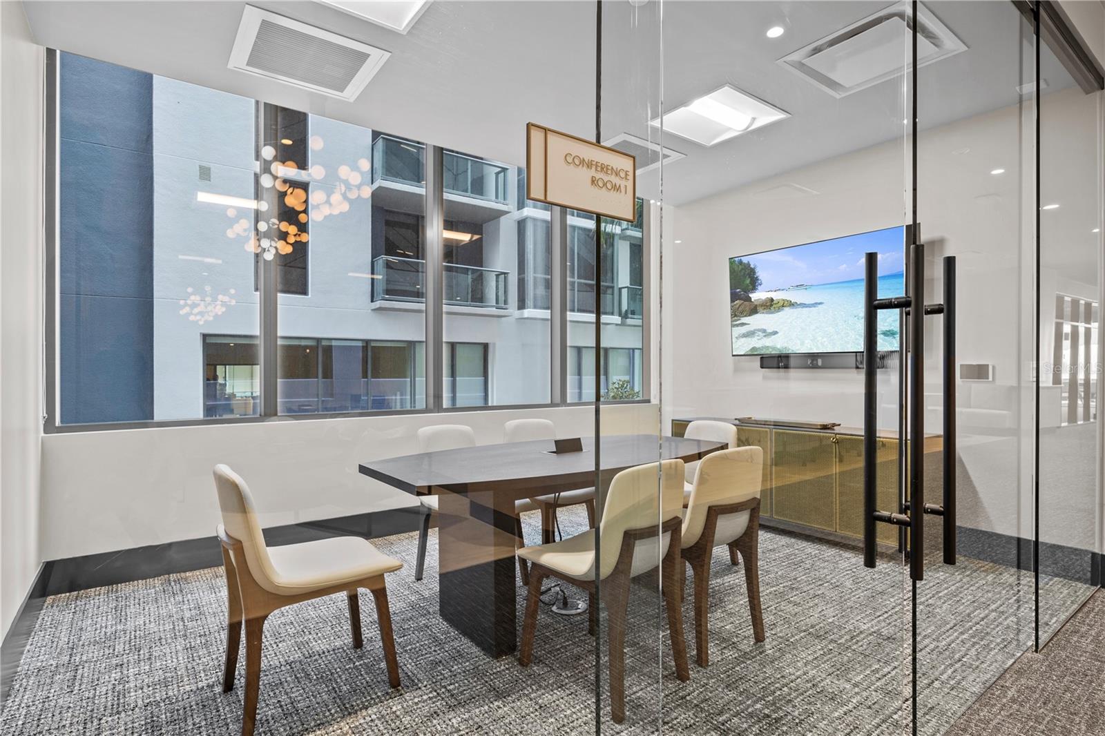 Image 46 of 100 For 300 W Tyler St  3009