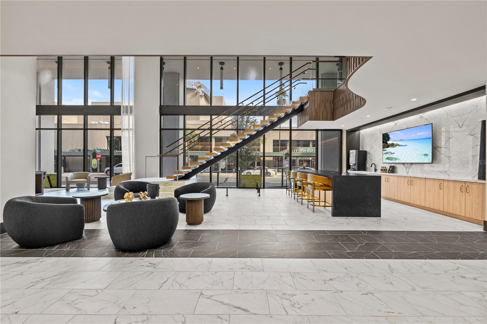 Image 62 of 100 For 300 W Tyler St  3009