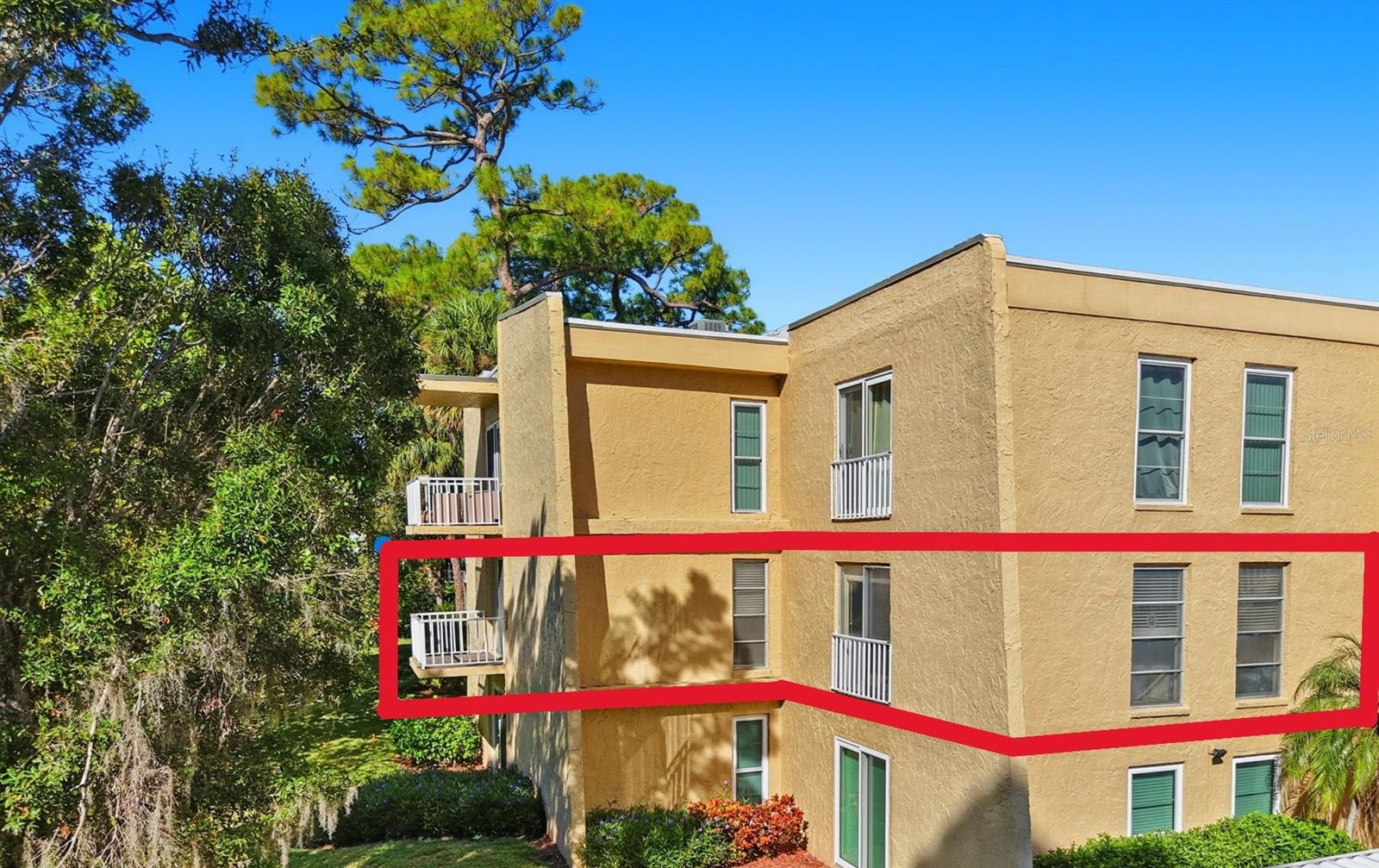 Image 2 of 33 For 225 Country Club Drive E252