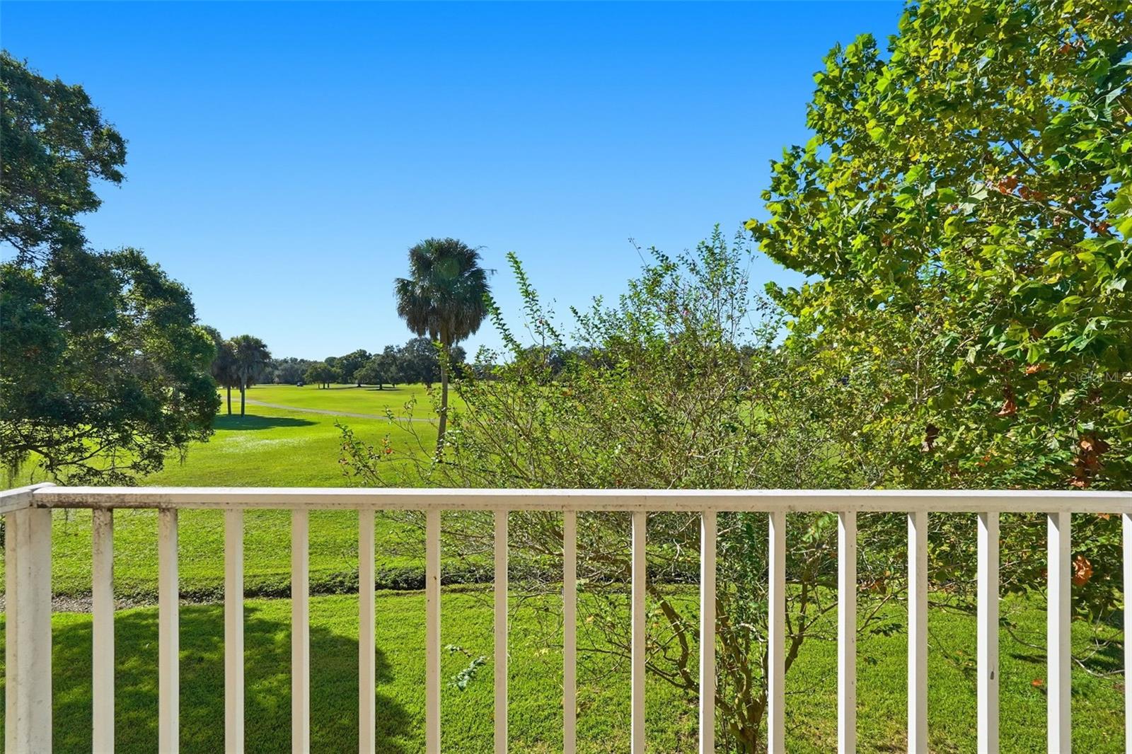Image 23 of 33 For 225 Country Club Drive E252