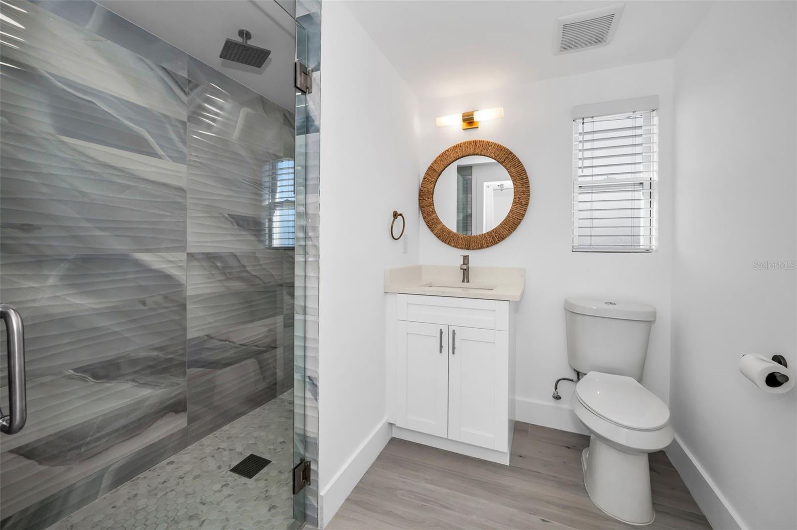 Image 14 of 54 For 14125 Bayshore Drive