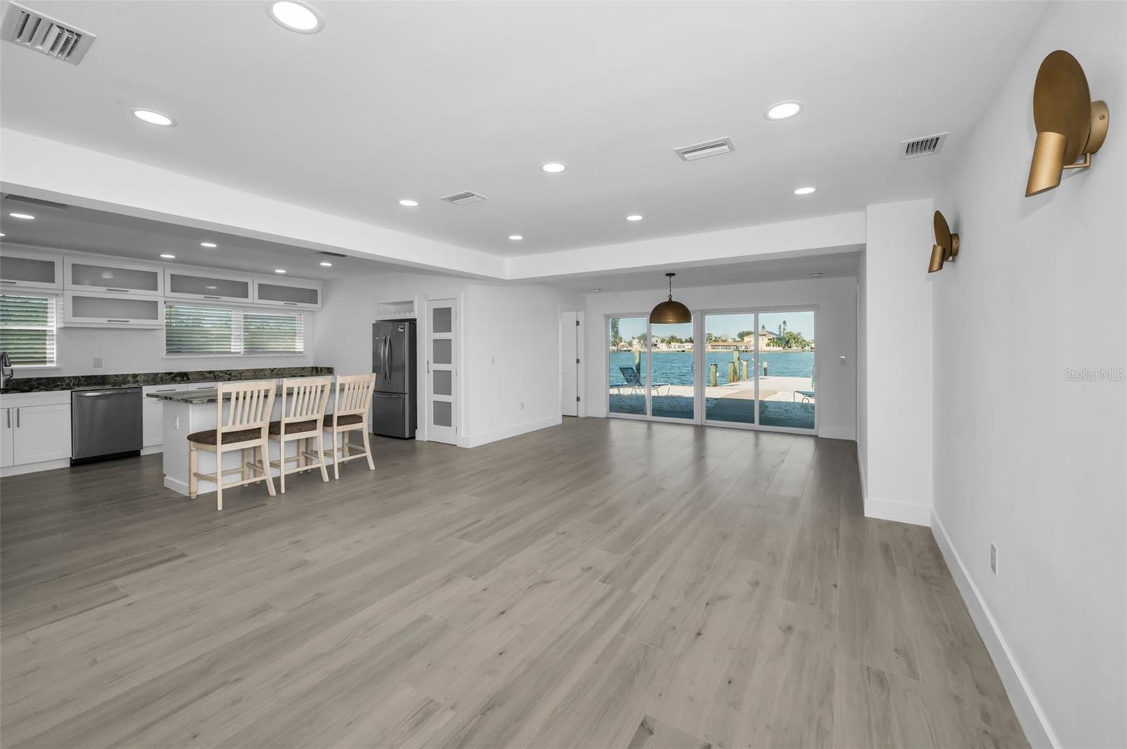 Image 15 of 54 For 14125 Bayshore Drive