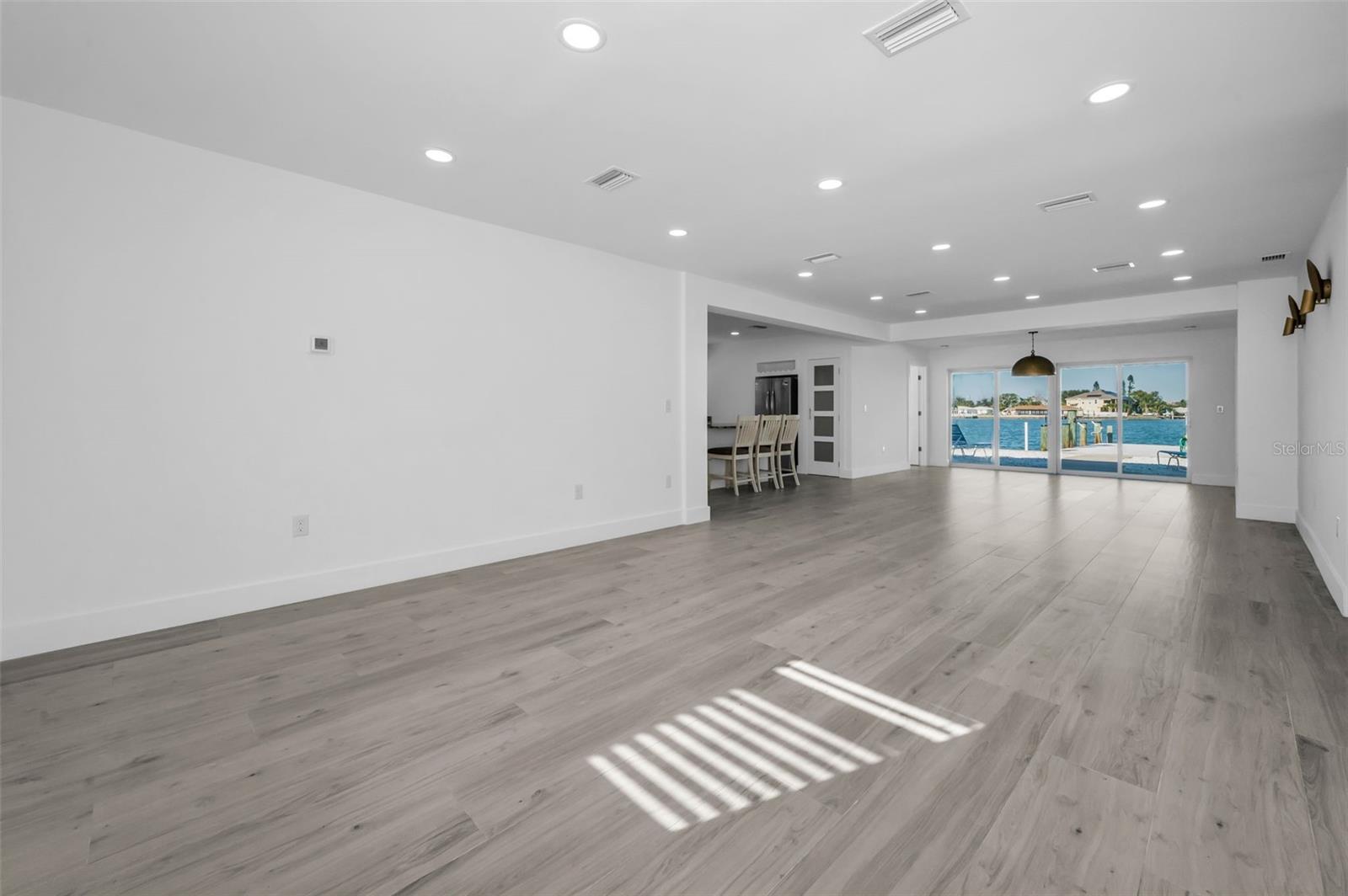 Image 21 of 54 For 14125 Bayshore Drive