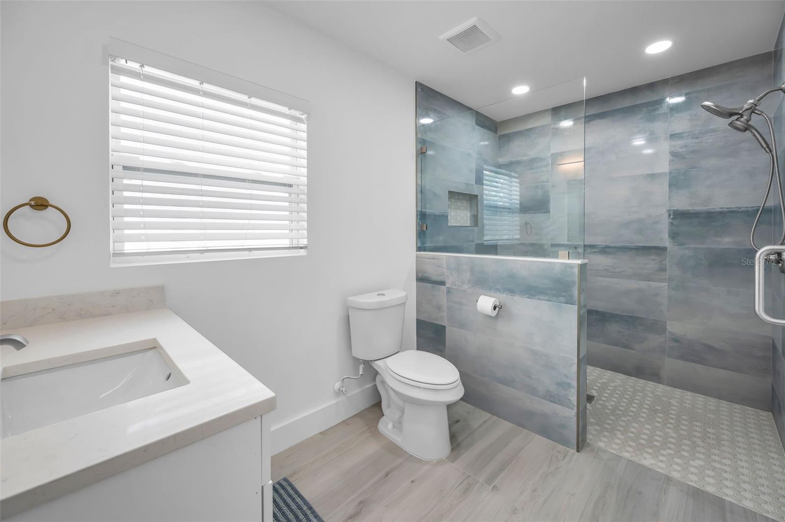 Image 28 of 54 For 14125 Bayshore Drive