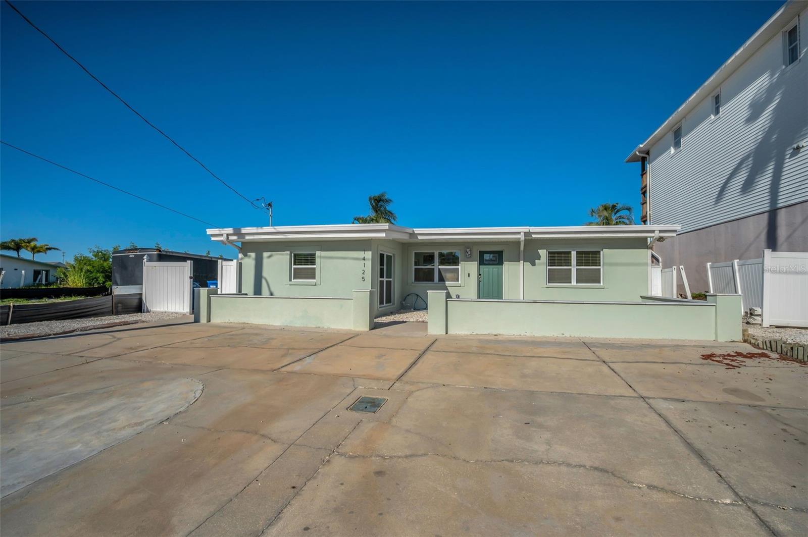 Image 37 of 54 For 14125 Bayshore Drive