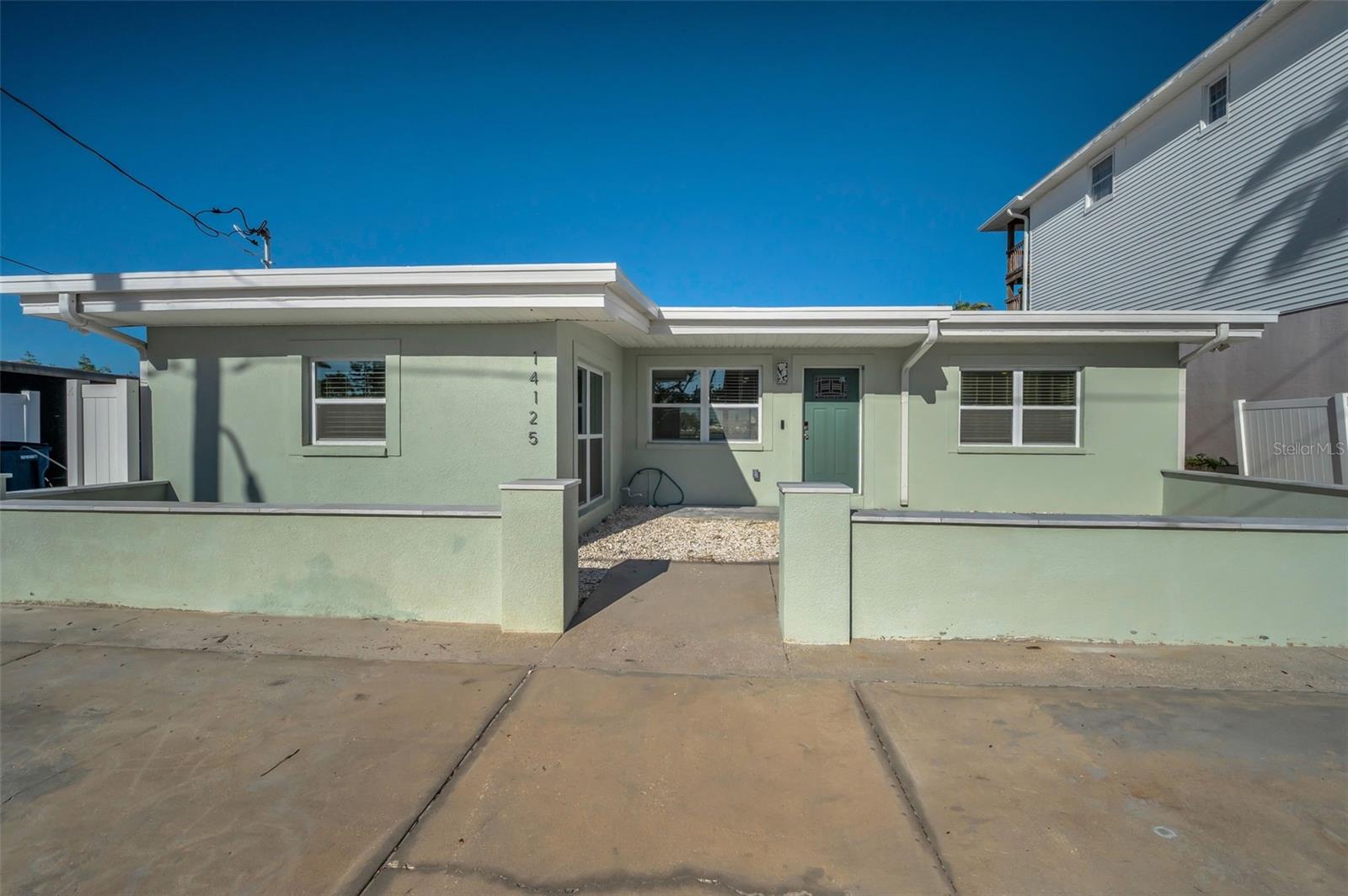 Image 40 of 54 For 14125 Bayshore Drive