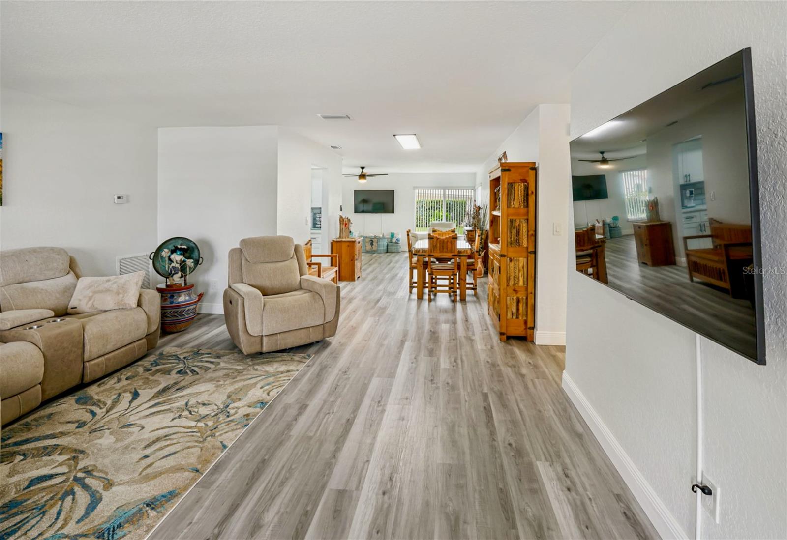 Image 4 of 45 For 9015 41st Way N