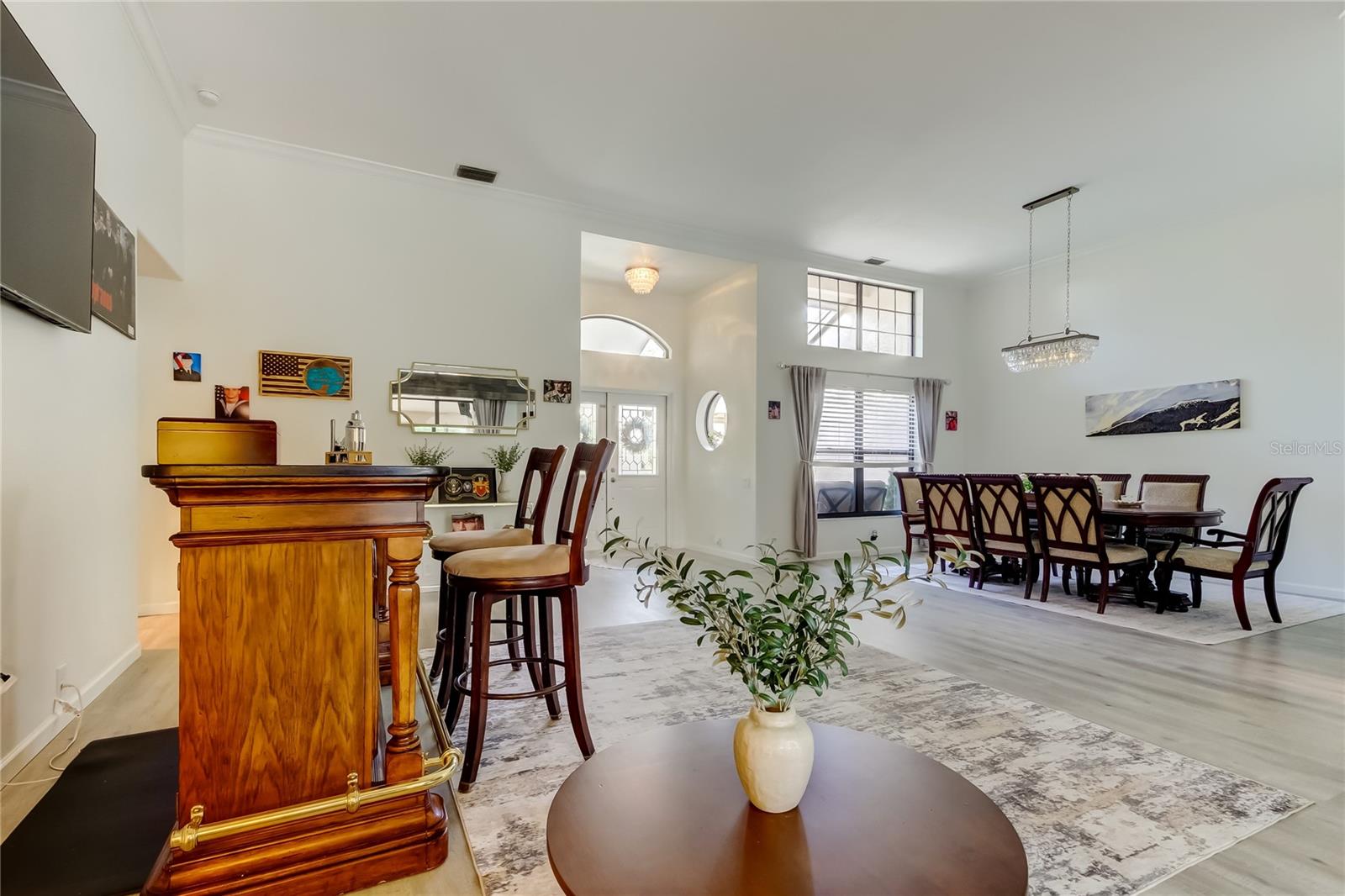 Listing photo id 9 for 4969 Kilkenney Way