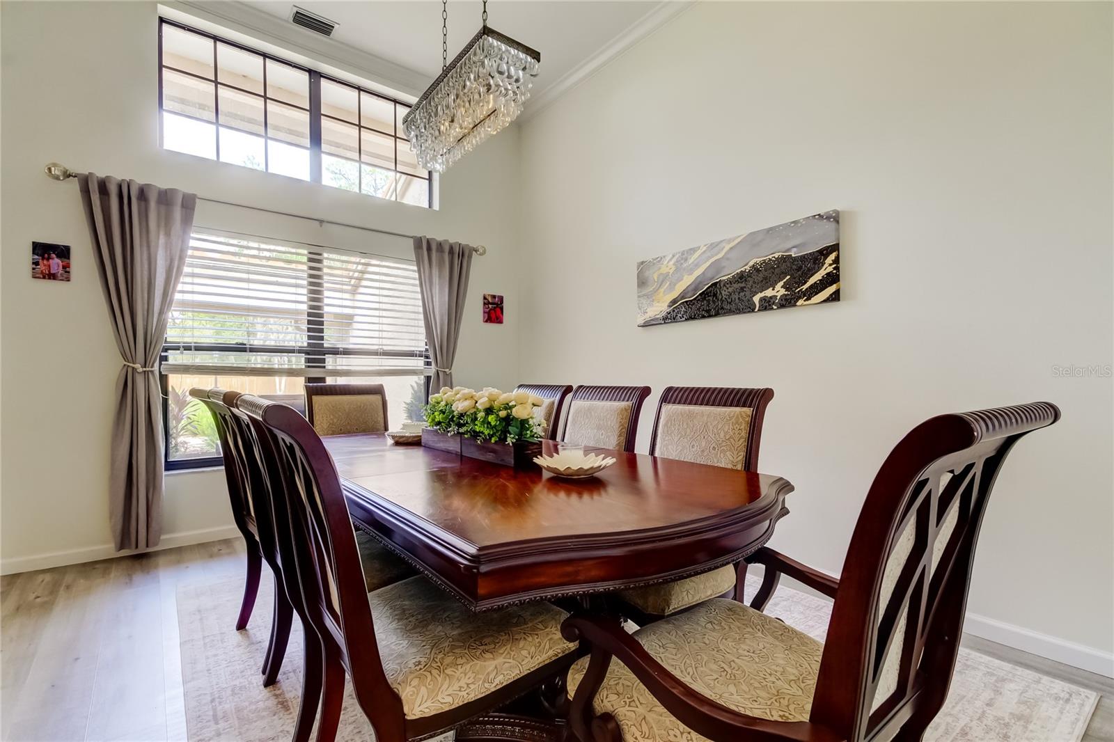 Listing photo id 15 for 4969 Kilkenney Way
