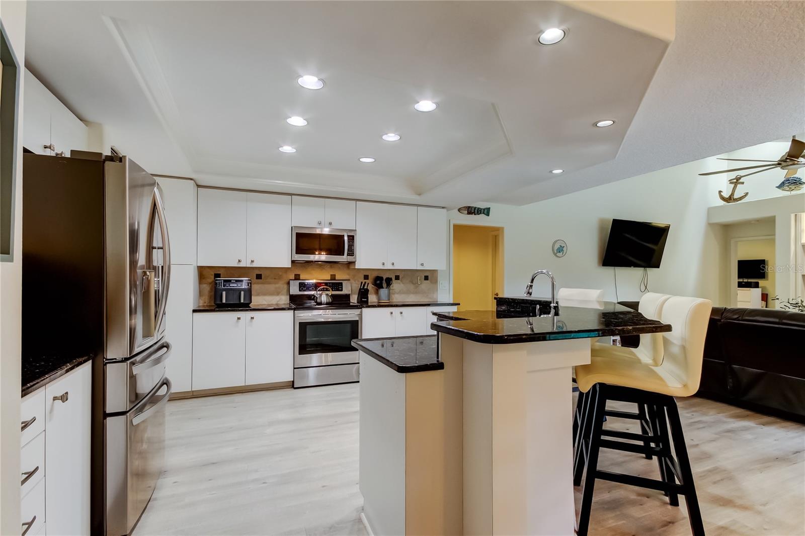 Listing photo id 17 for 4969 Kilkenney Way