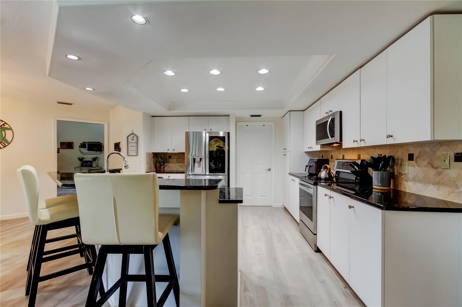 Listing photo id 19 for 4969 Kilkenney Way