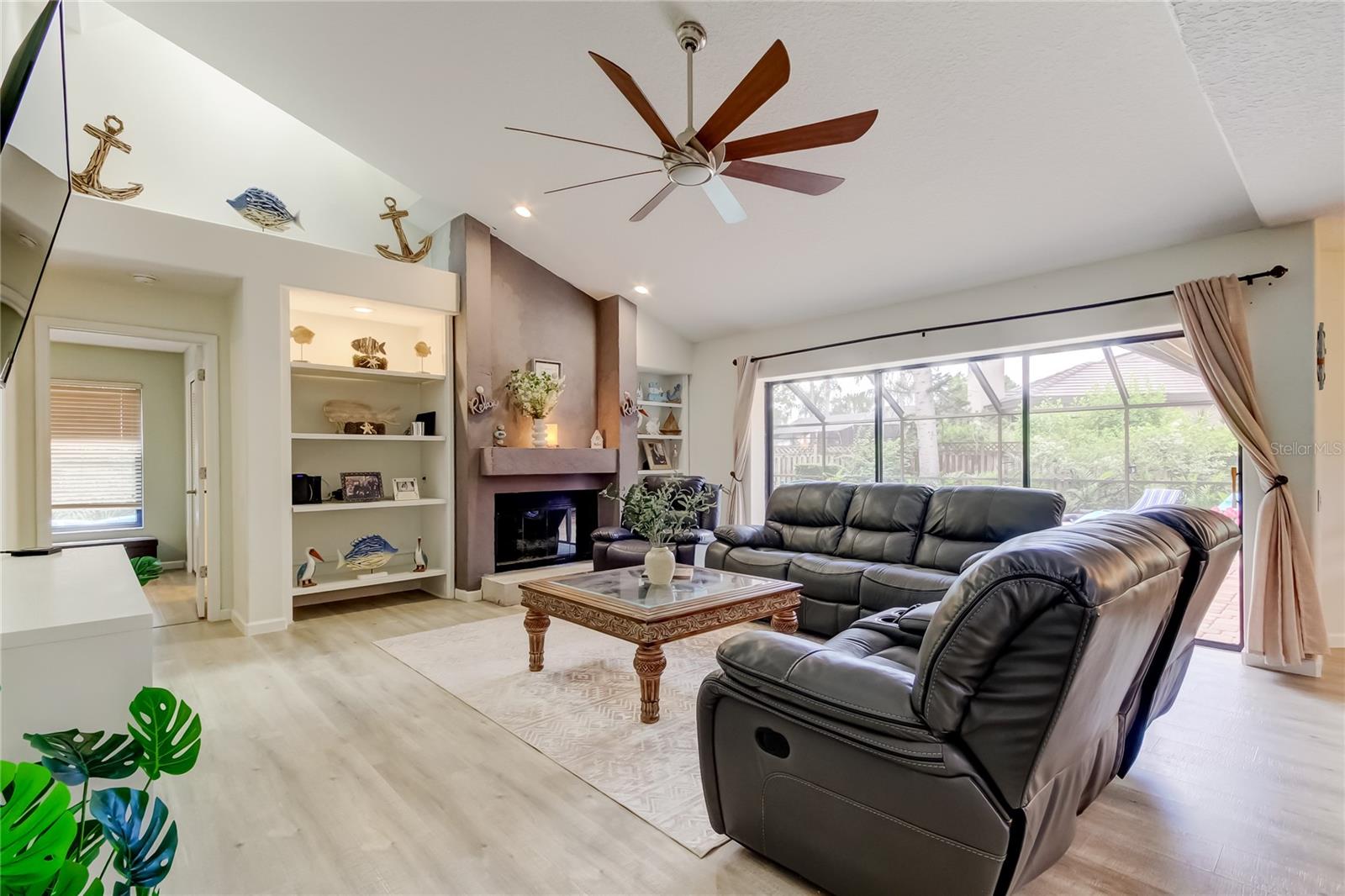 Listing photo id 30 for 4969 Kilkenney Way