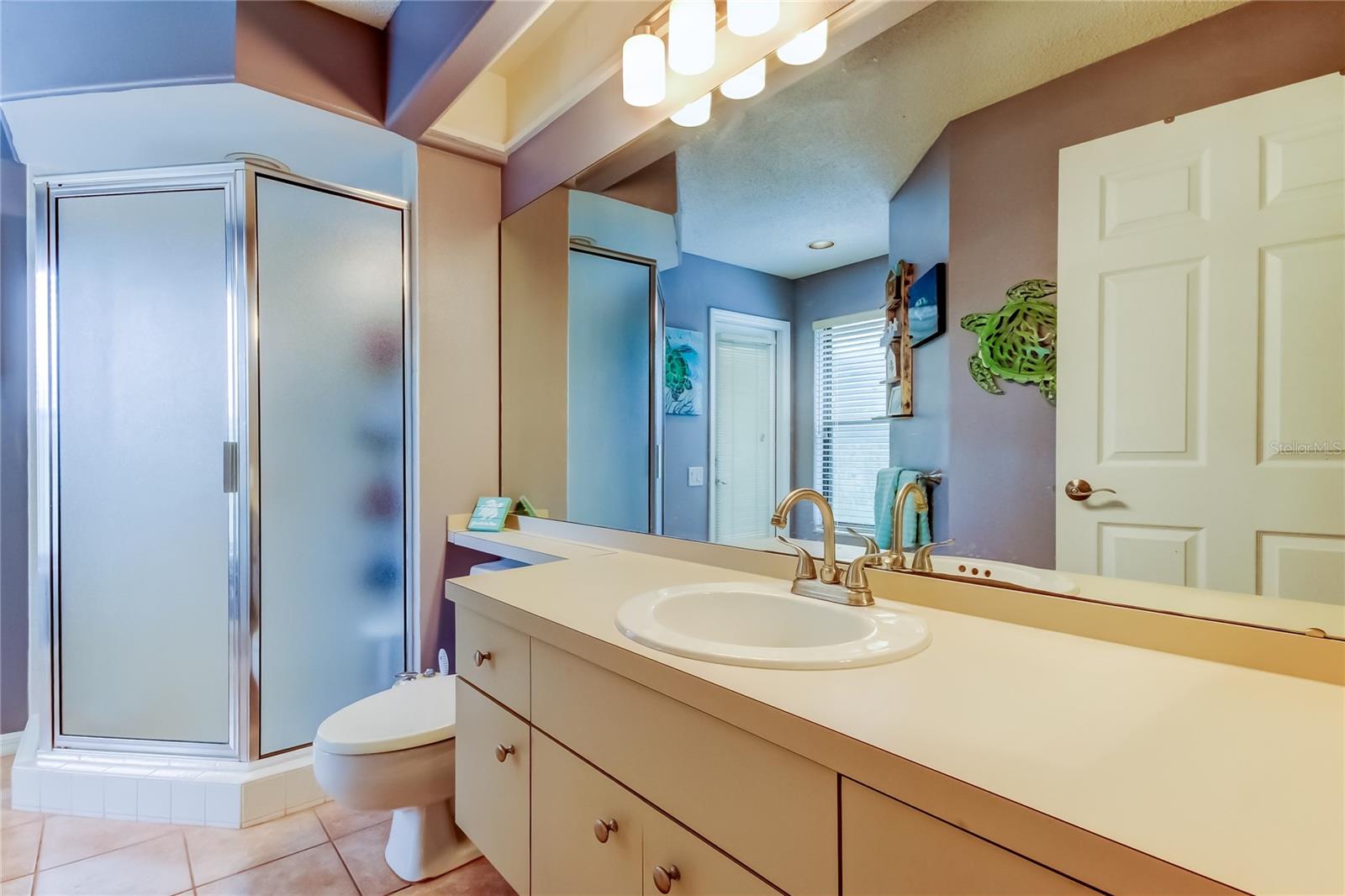 Listing photo id 45 for 4969 Kilkenney Way