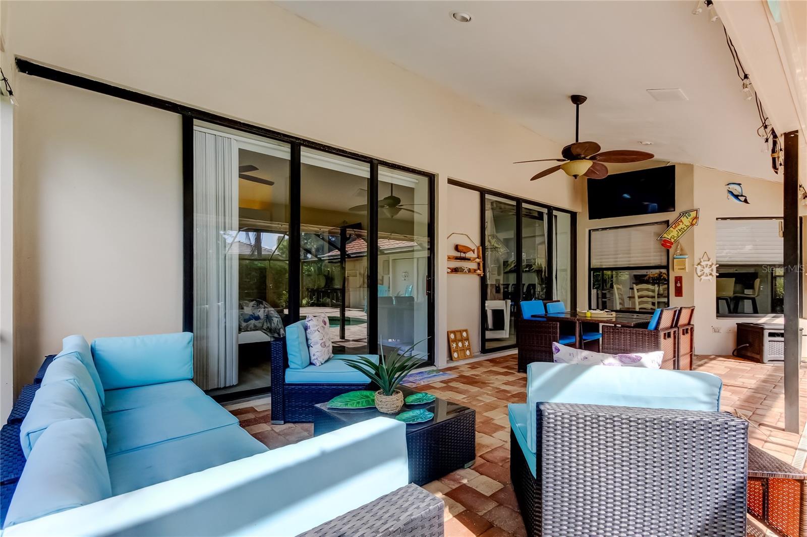 Listing photo id 64 for 4969 Kilkenney Way